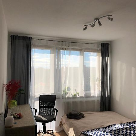 M&B Pokoj Przy Rondzie Daszynskiego Varšava Exteriér fotografie